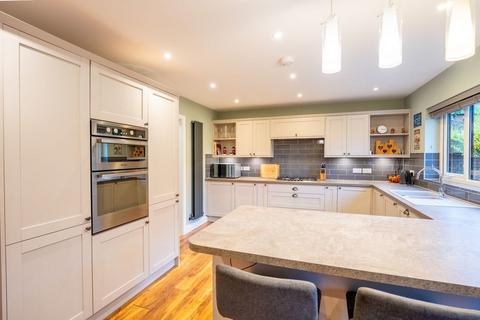 5 bedroom detached house for sale, Beacons Park, Brecon, LD3