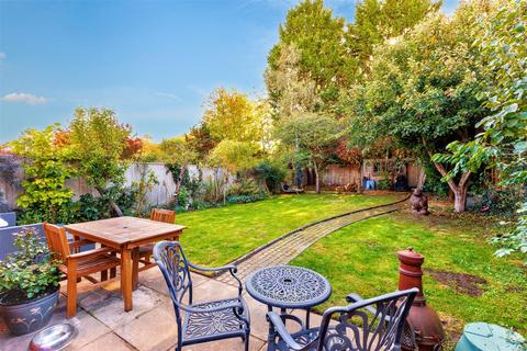 3 bedroom semi-detached house for sale, Furze Hill Road, Shipston-On-Stour CV36