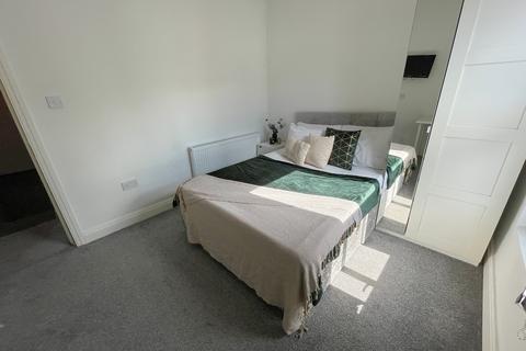 undefined, Grantham Street, ,