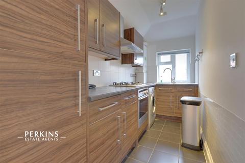 undefined, Greenford, UB6