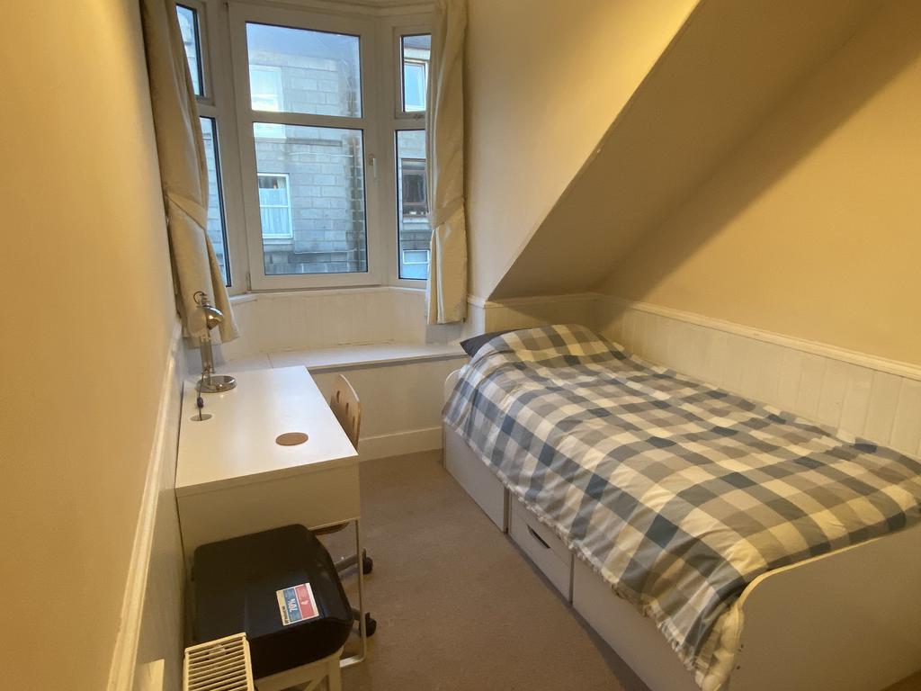 Bedroom5