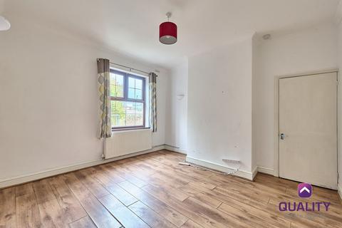2 bedroom terraced house to rent, 393 Victoria Road, Stoke-on-Trent ST1
