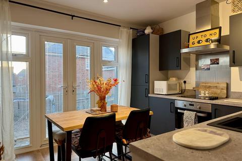 2 bedroom semi-detached house for sale, Gatekeeper Drive, Holmer, Hereford