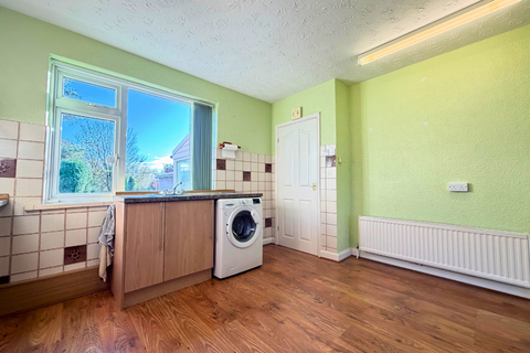 undefined, Thorpe Lane, Leeds