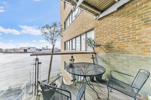 1 bedroom flat to rent, Cinnabar Wharf East, Wapping High Street, London, E1W.