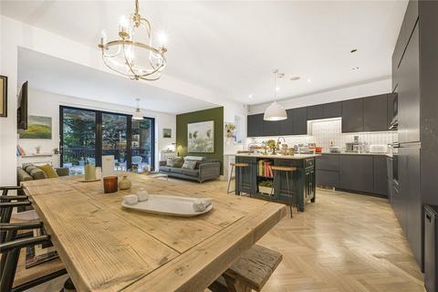 4 bedroom terraced house for sale, Newton Park Place, Chislehurst