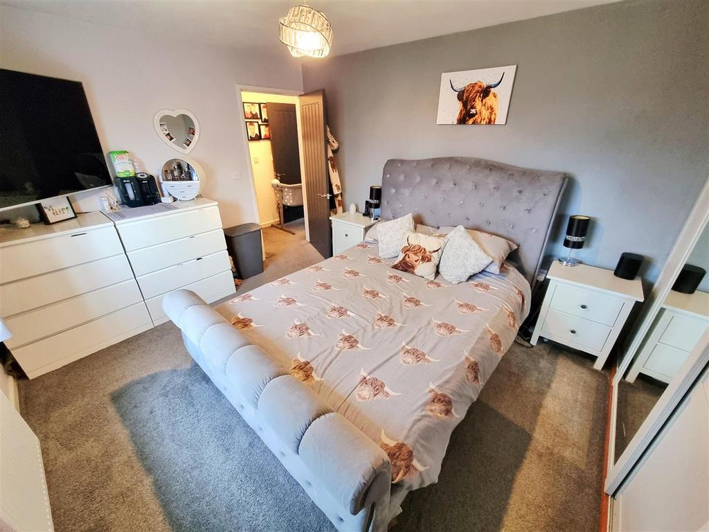 Bed 1.1.jpg