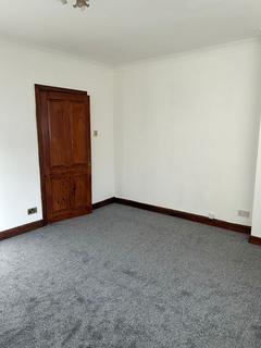 3 bedroom detached house to rent, Weldon Crescent, Newcastle Upon Tyne NE7