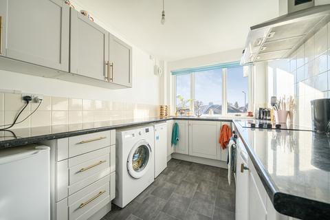 2 bedroom apartment for sale, Parrys Lane, Somerset BS9