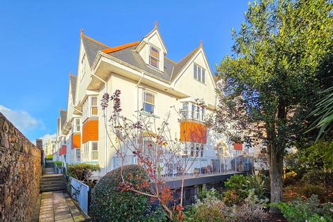 3 Fountain Court, Roseville Street, St Helier