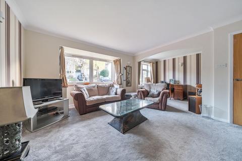 4 bedroom detached house for sale, Rolvenden Gardens, Bromley, Kent, BR1