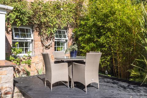 4 bedroom end of terrace house for sale, Les Charrieres Malorey, St. Lawrence, Jersey
