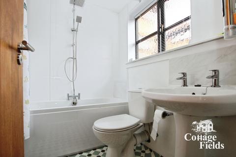 undefined, Creighton Road, London N17