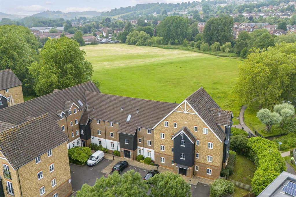 Wye Gardens Overhead.jpg