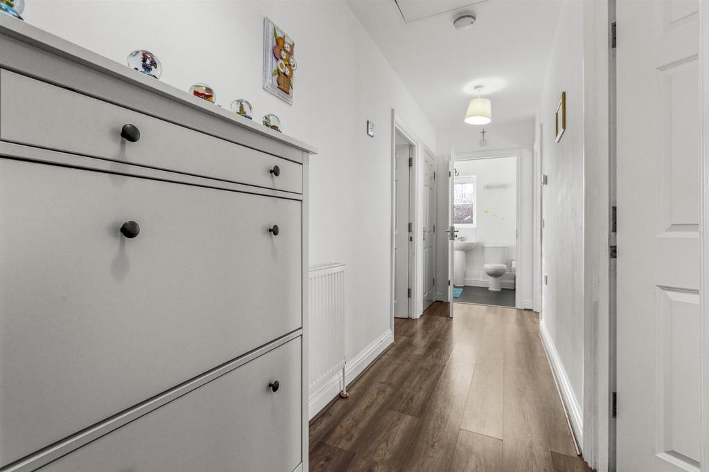 Hallway.jpg