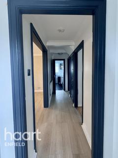 2 bedroom maisonette to rent, Uplands Park Road, Enfield