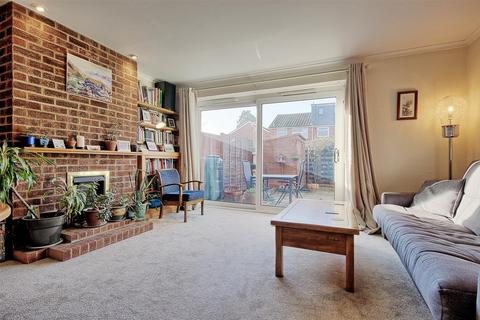 2 bedroom terraced house for sale, Campkin Road, Cambridge