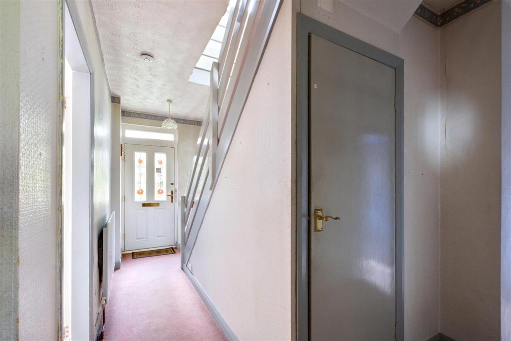 Hallway 2.jpeg