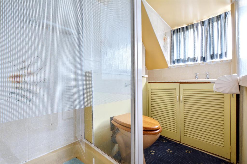 Ensuite.jpeg