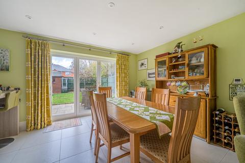 undefined, Morden Close, Reading RG7