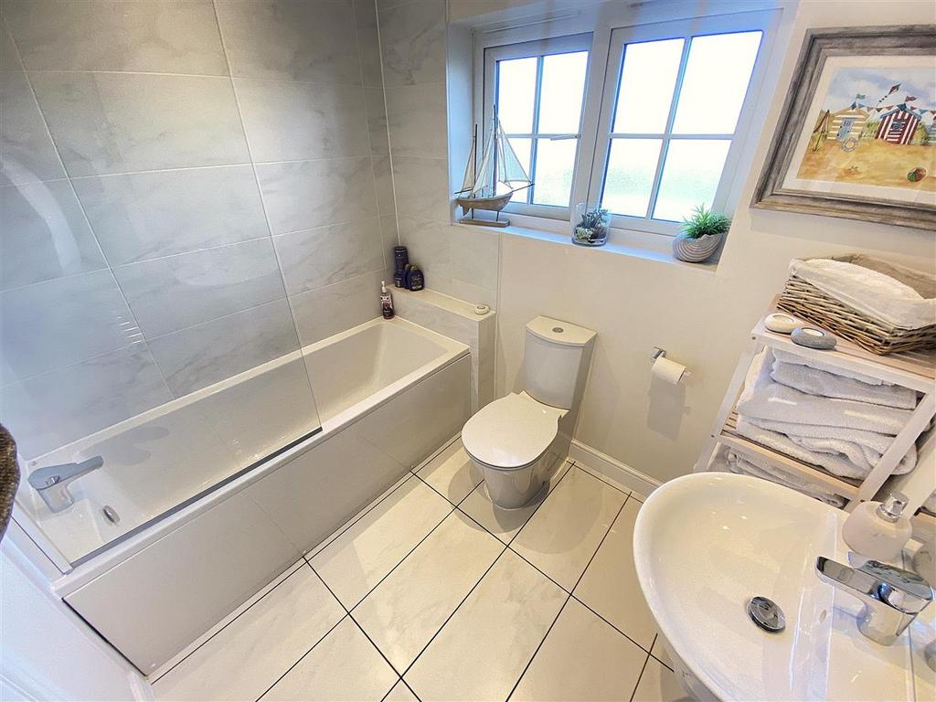 Main Bathroom
