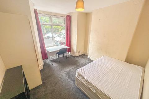 undefined, Broadway, Treforest CF37