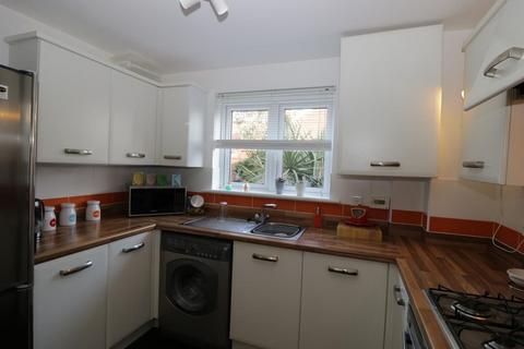 3 bedroom house to rent, Captains Parade, East Cowes PO32