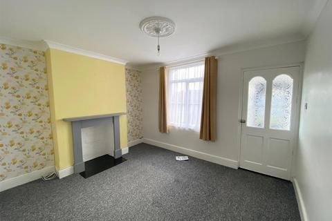 2 bedroom terraced house to rent, Madresfield Road, Malvern