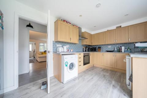 3 bedroom detached house for sale, Burns Crescent,  Bicester,  Oxfordshire,  OX26