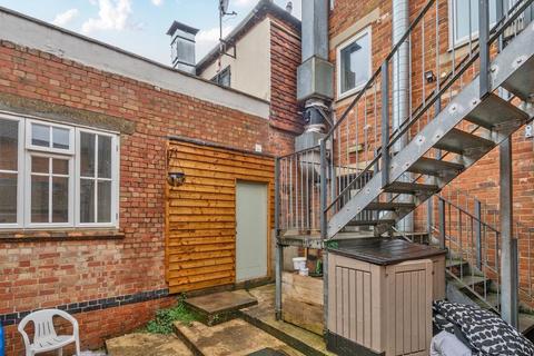 2 bedroom flat for sale, Newbury,  Berkshire,  RG14