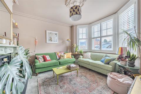 undefined, Hook Heath Avenue, Woking GU22