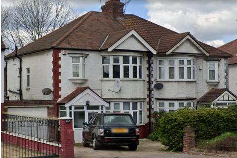 4 bedroom semi-detached house to rent, Watford way, NW44TE