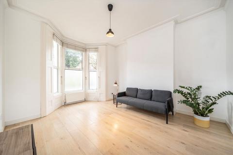 4 bedroom flat to rent, Shirland Road, Maida Vale W9