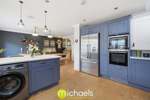 4 bedroom semi-detached house for sale, Fitzgilbert Road, Colchester, CO2