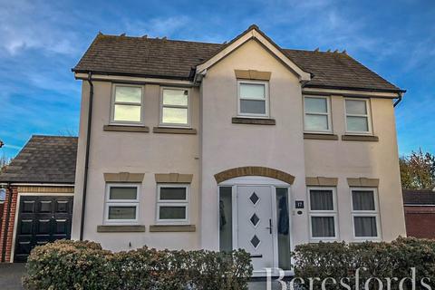 3 bedroom detached house for sale, Clarks Wood Drive, Braintree, CM7