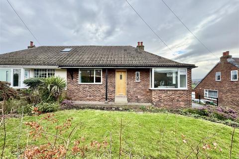 Penryn Avenue, Kirkheaton, Huddersfield, HD5 0EL