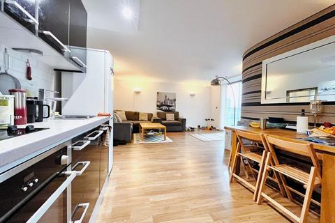 2 bedroom apartment to rent, Central Quarter, West Point, Leeds