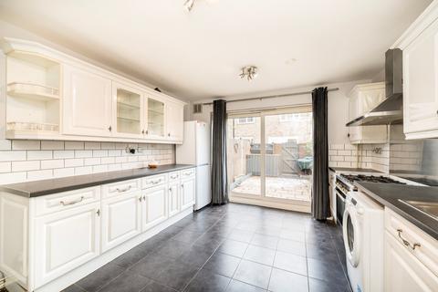 undefined, Daubeney Road, Hackney, London, E5