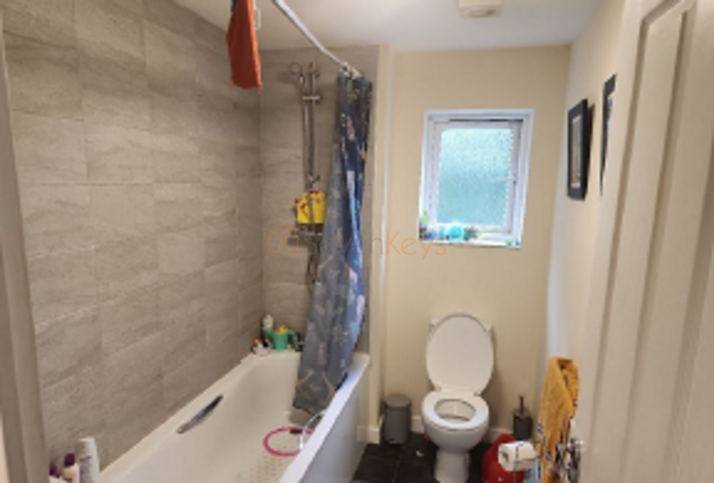 Norton road bathroom