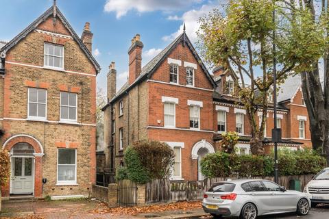 Croxted Road, London, Dulwich, SE21