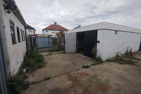 Industrial unit to rent, 95A Prince Av Southend On Sea SS2 6RL