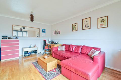 1 bedroom flat for sale, Garter Way, Canada Water, London, SE16