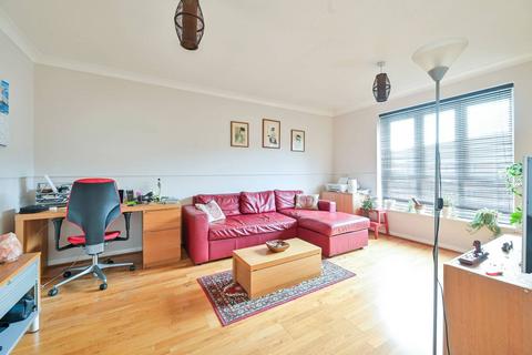 1 bedroom flat for sale, Garter Way, Canada Water, London, SE16