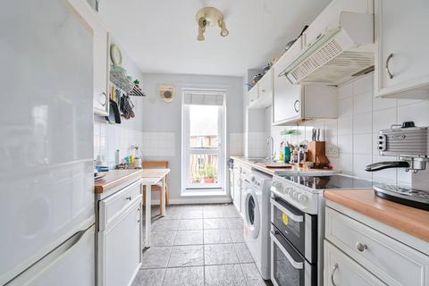 1 bedroom flat for sale, Garter Way, Canada Water, London, SE16