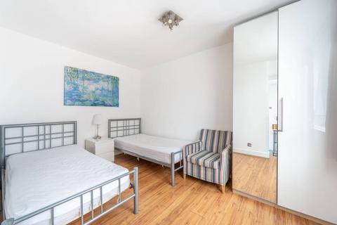 1 bedroom flat to rent, Kensington Church Street, Notting Hill Gate, London, W8