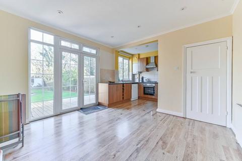 undefined, Kingsway, Motspur Park, New Malden, KT3