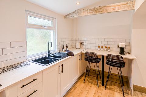 Studio for sale, Pontadulais Road, Cross Hands SA14