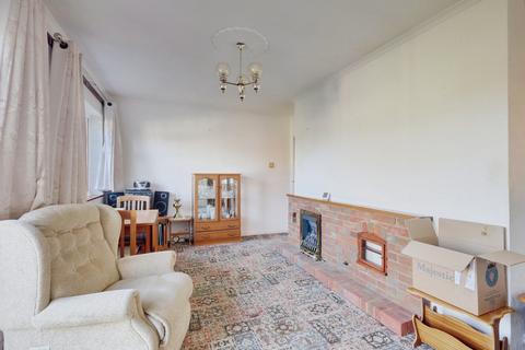 2 bedroom bungalow for sale, Westwood Gardens, Benfleet, SS7