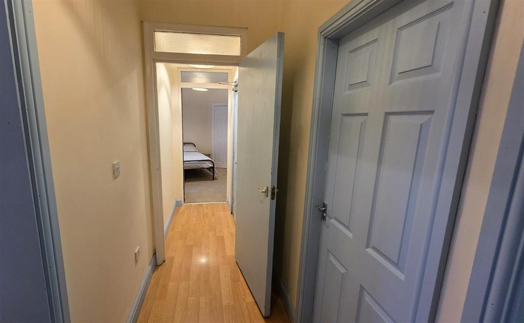Hallway.jpg