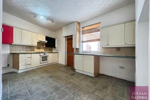 3 bedroom end of terrace house for sale, Wallwork Street, Reddish, Stockport, SK5